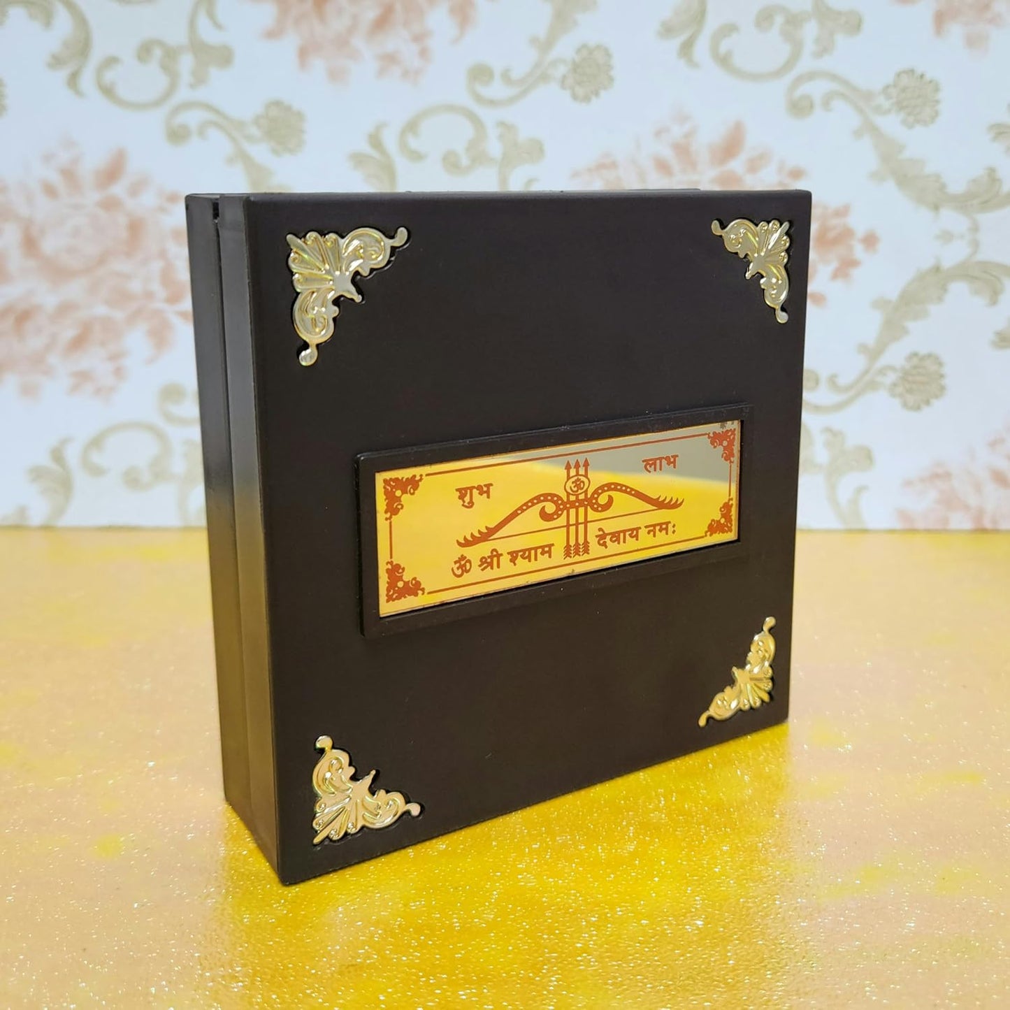 Khatu Shyam Ji with Charan Paduka