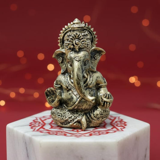 Ganpati Idol | Ganesha Statue | Ganesh Murti for Office Desk, & Ganpati Idol for Car Dashboard | Gifting | Pooja Return Gifts 3.5 Inch (Ganesha Gold Antique)